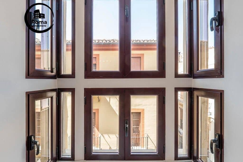 1 slaapkamer Flat te koop in Granada stad met garage - € 305.000 (Ref: 9804472)