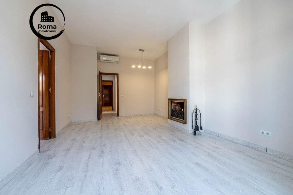 1 slaapkamer Flat te koop in Granada stad met garage - € 305.000 (Ref: 9804472)