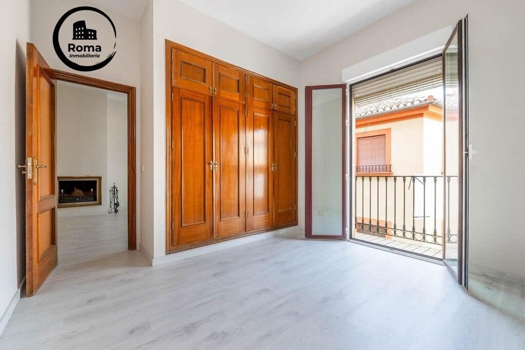 1 slaapkamer Flat te koop in Granada stad met garage - € 305.000 (Ref: 9804472)