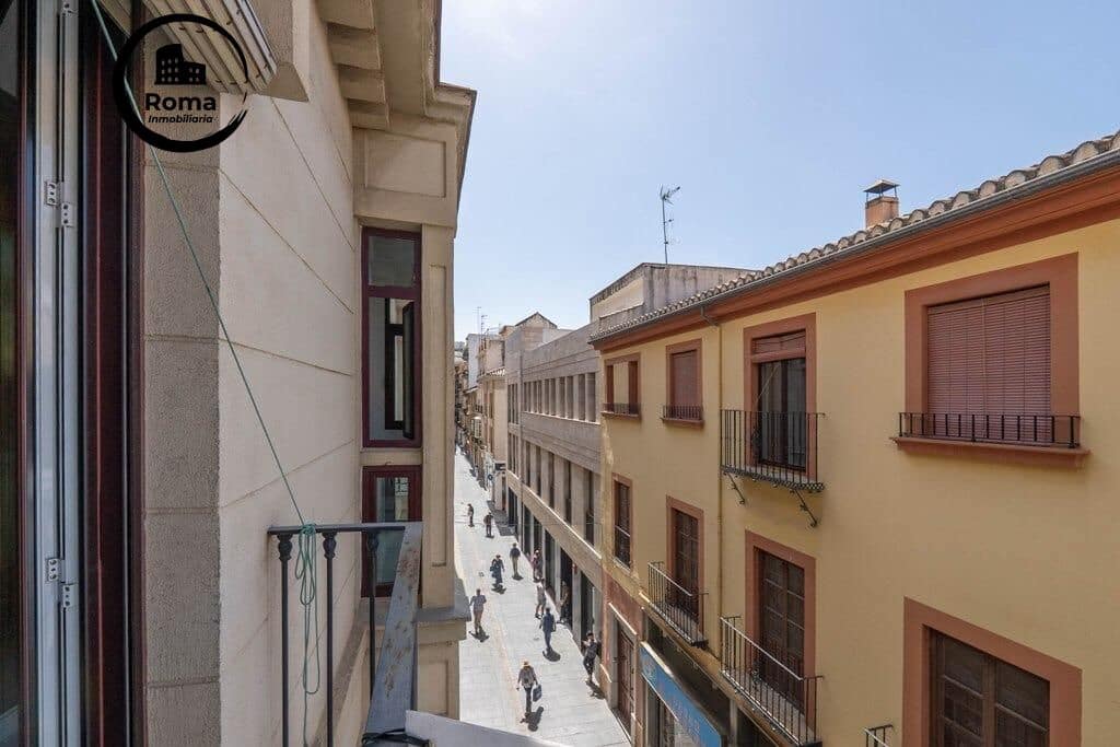 1 slaapkamer Flat te koop in Granada stad met garage - € 305.000 (Ref: 9804472)