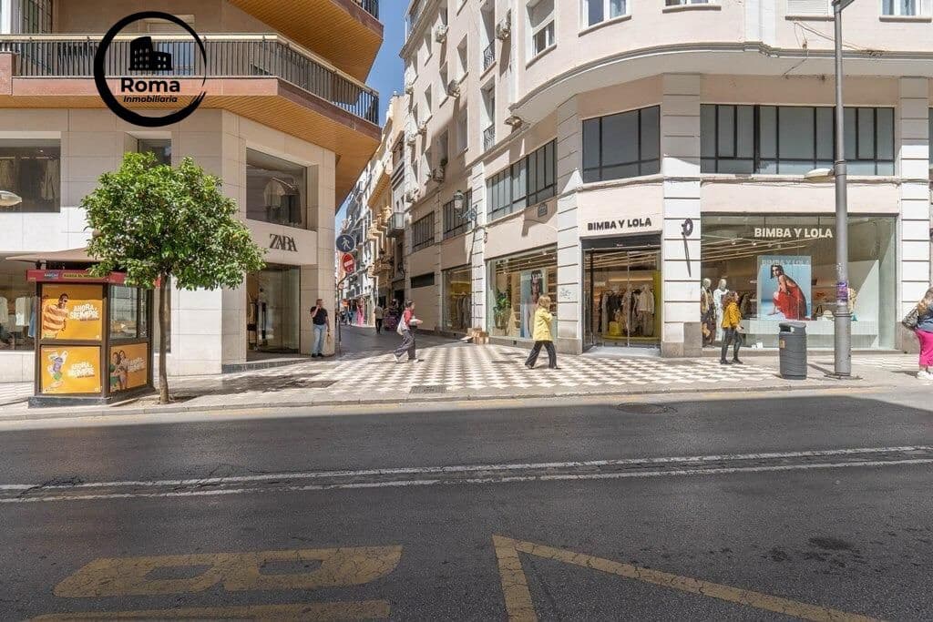 1 slaapkamer Flat te koop in Granada stad met garage - € 305.000 (Ref: 9804472)