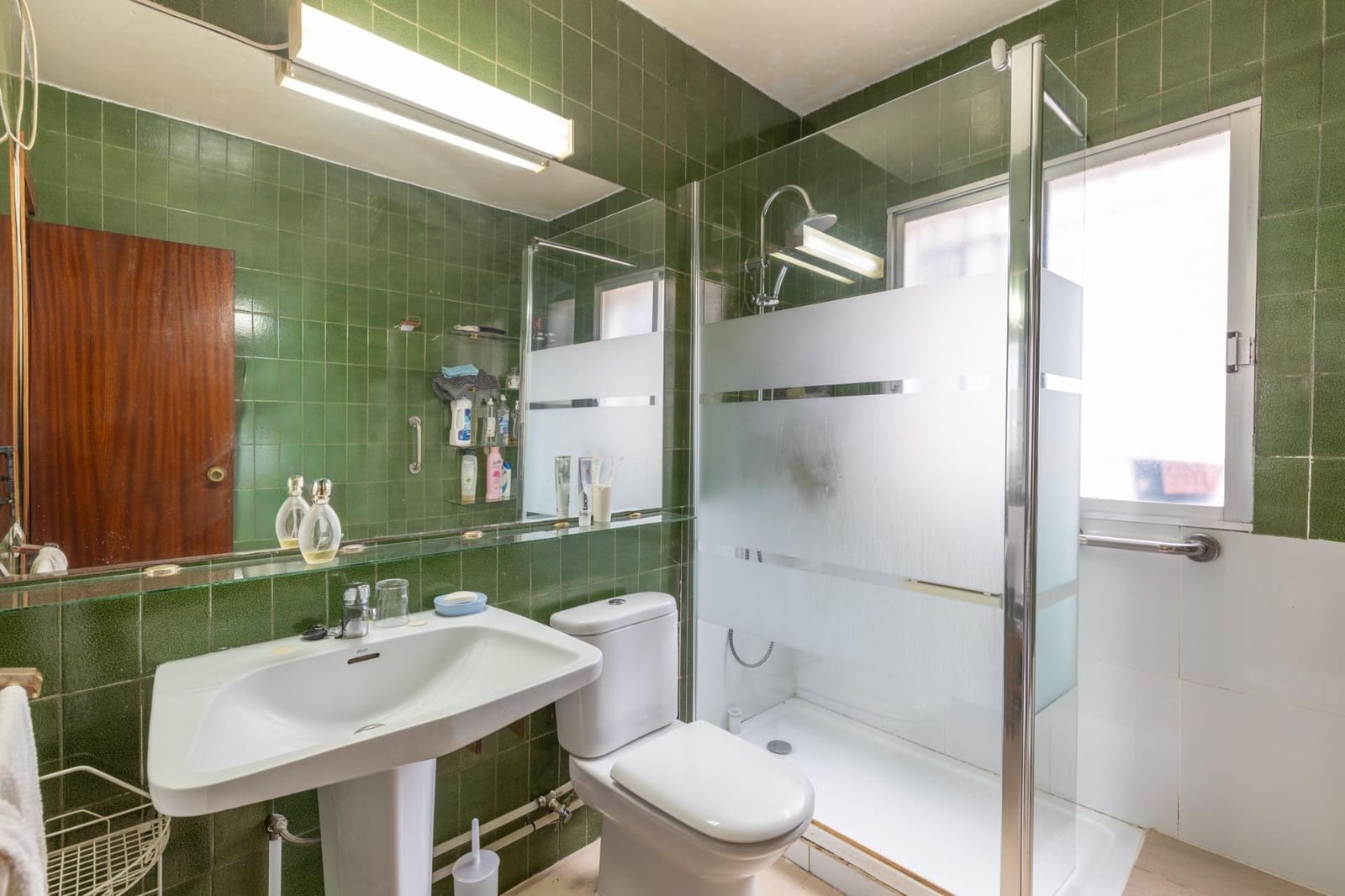 4 slaapkamer Huis te koop in Iznalloz met garage - € 129.000 (Ref: 9804480)