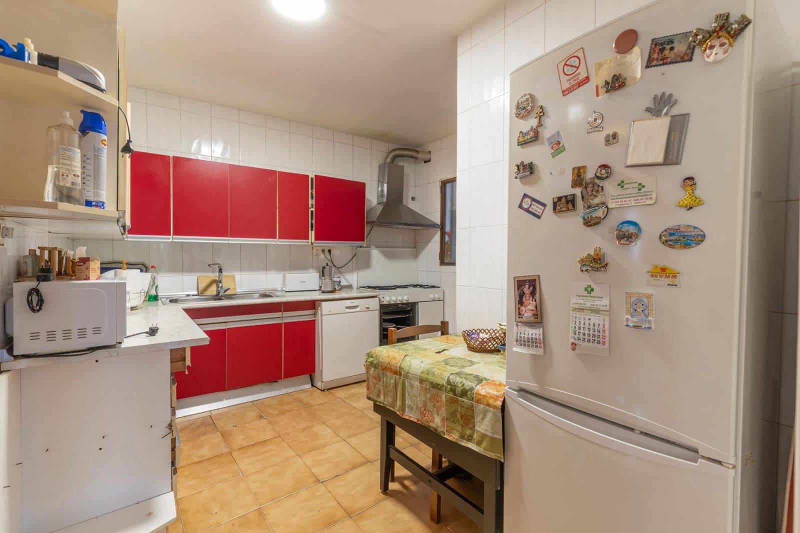 4 slaapkamer Huis te koop in Iznalloz met garage - € 129.000 (Ref: 9804480)