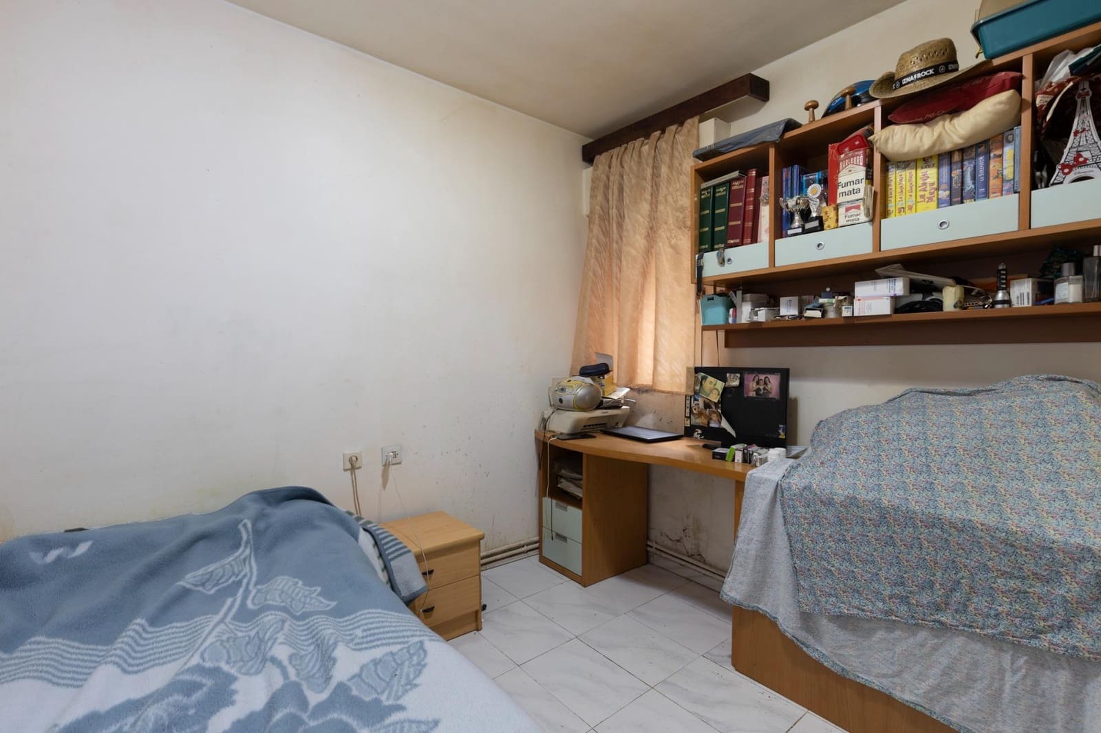 4 slaapkamer Huis te koop in Iznalloz met garage - € 129.000 (Ref: 9804480)