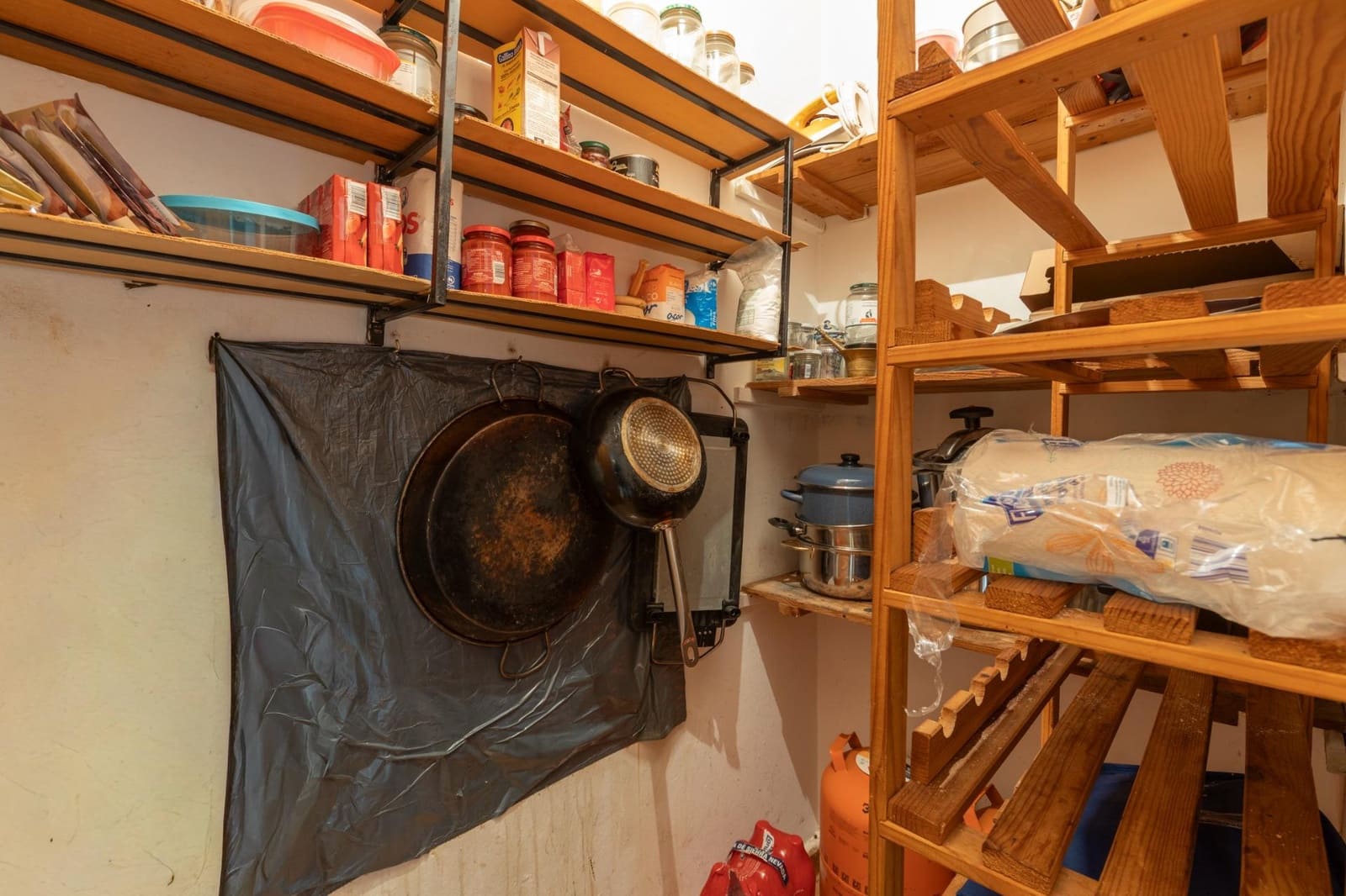 4 slaapkamer Huis te koop in Iznalloz met garage - € 129.000 (Ref: 9804480)