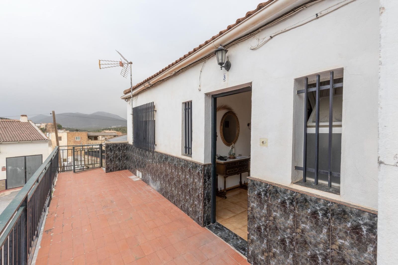 4 slaapkamer Huis te koop in Iznalloz met garage - € 129.000 (Ref: 9804480)