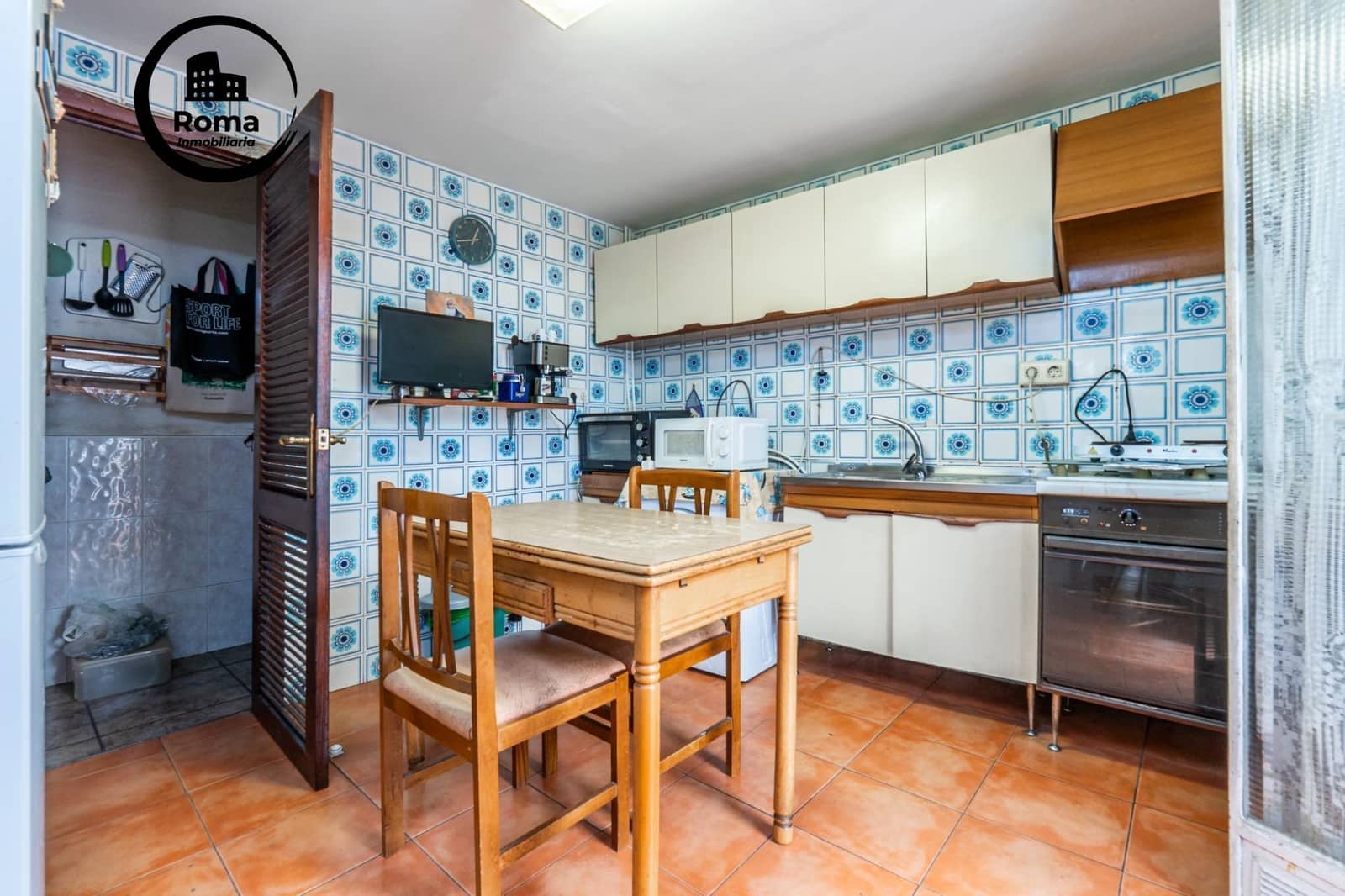 6 slaapkamer Huis te koop in Granada stad - € 270.000 (Ref: 9804481)