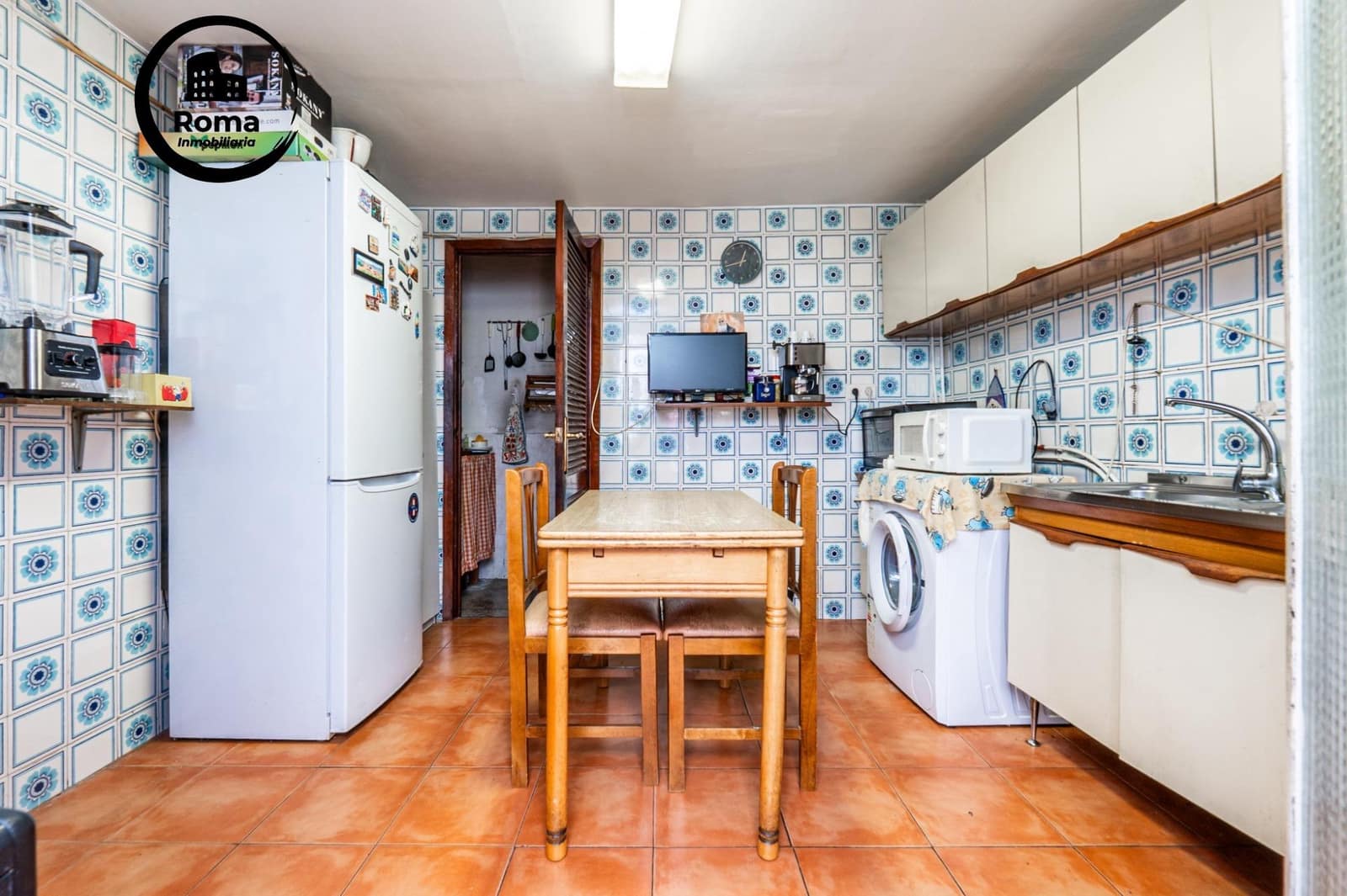 6 slaapkamer Huis te koop in Granada stad - € 270.000 (Ref: 9804481)