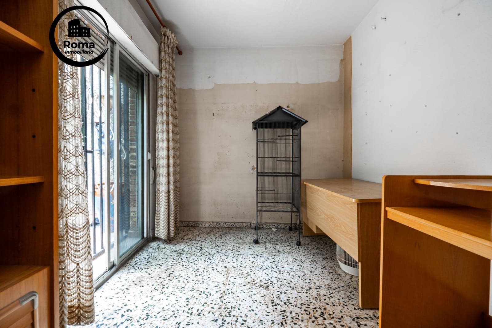 6 slaapkamer Huis te koop in Granada stad - € 270.000 (Ref: 9804481)