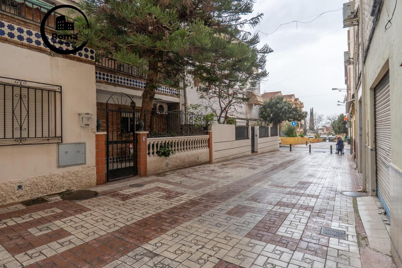 6 slaapkamer Huis te koop in Granada stad - € 270.000 (Ref: 9804481)