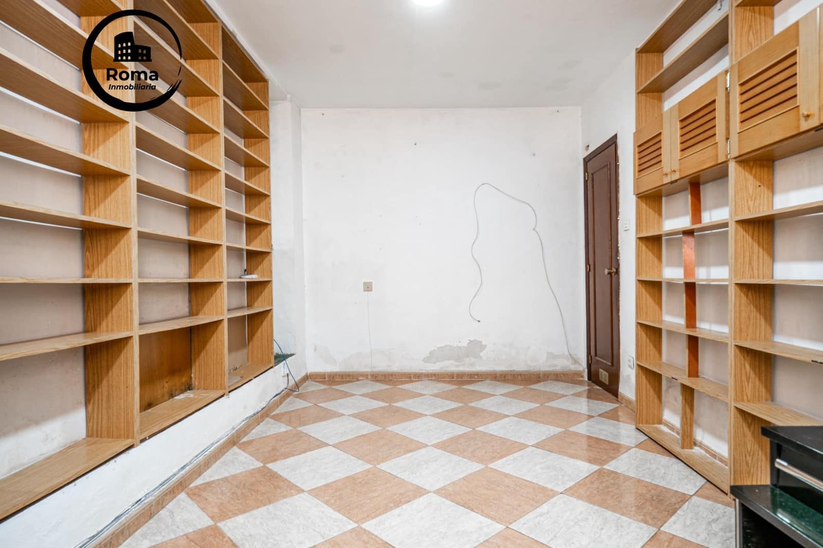 6 slaapkamer Huis te koop in Granada stad - € 270.000 (Ref: 9804482)