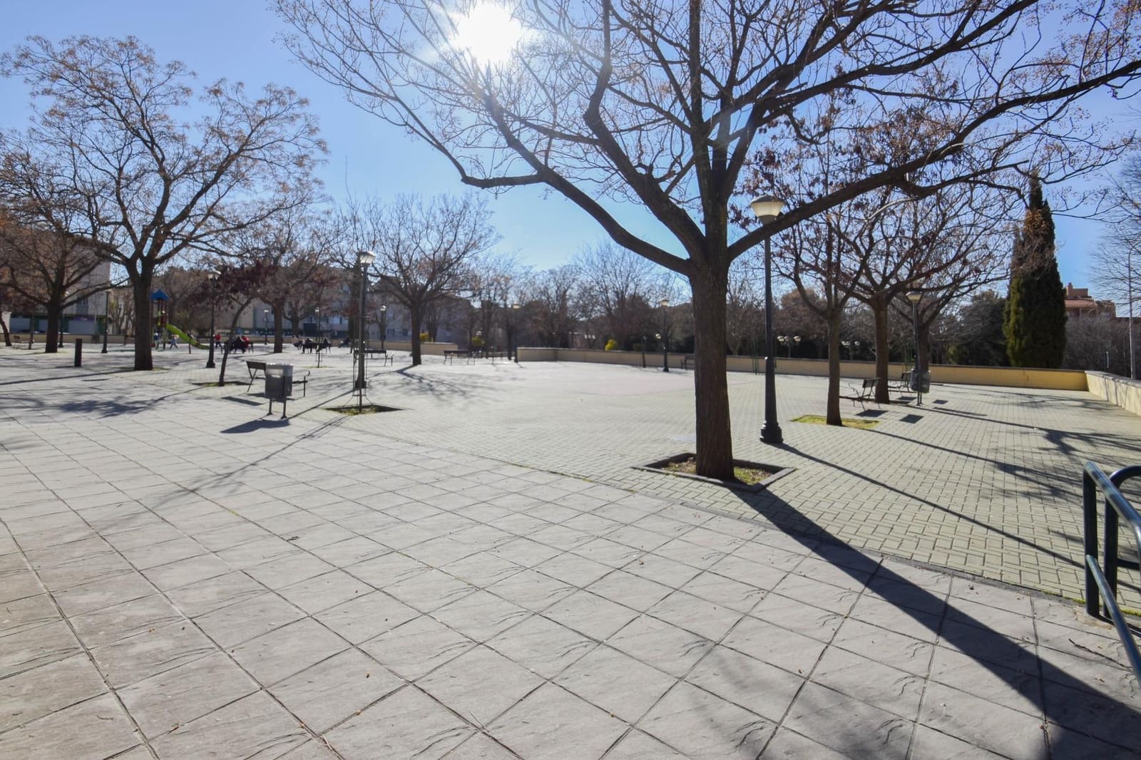 Garaje en Granada ciudad en venta - 6.000 € (Ref: 9806583)