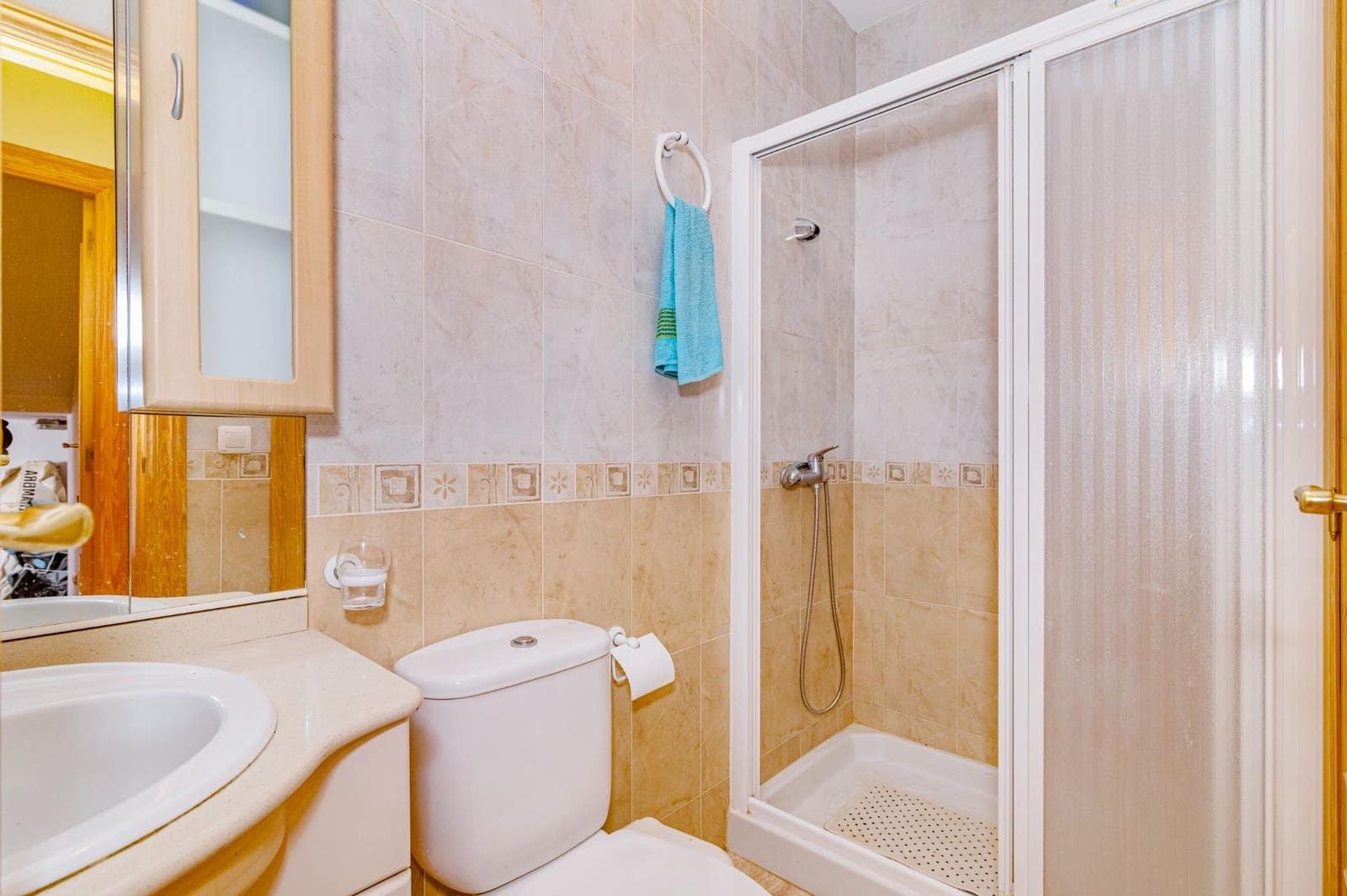 5 bedroom Villa for sale in Tocon with pool garage - € 210,000 (Ref: 9808112)