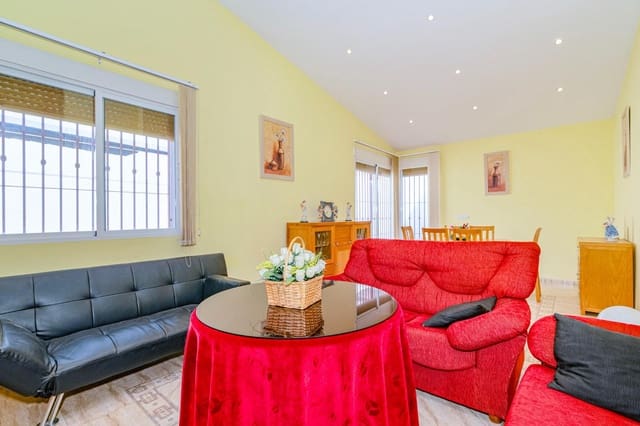 5 bedroom Villa for sale in Tocon, Illora with pool garage - € 210,000 (Ref: 9808112)