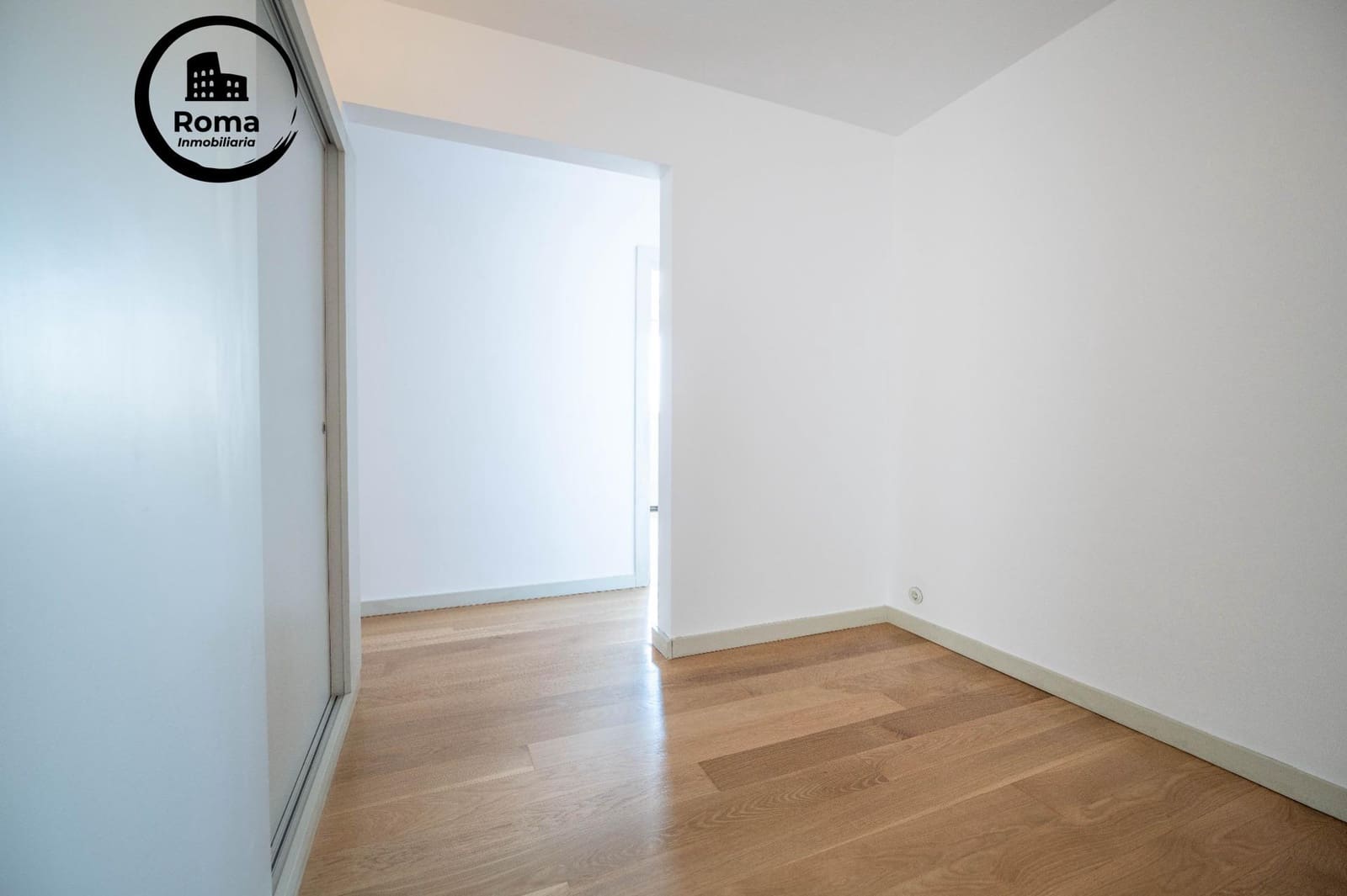 3 bedroom Flat for sale in Granada city - € 950,000 (Ref: 9808113)