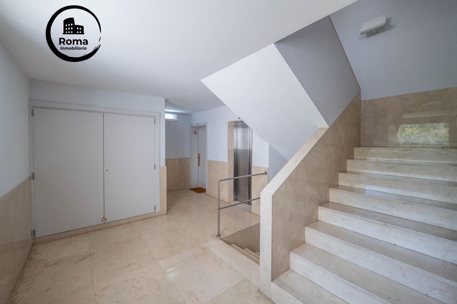 3 bedroom Flat for sale in Granada city - € 950,000 (Ref: 9808113)