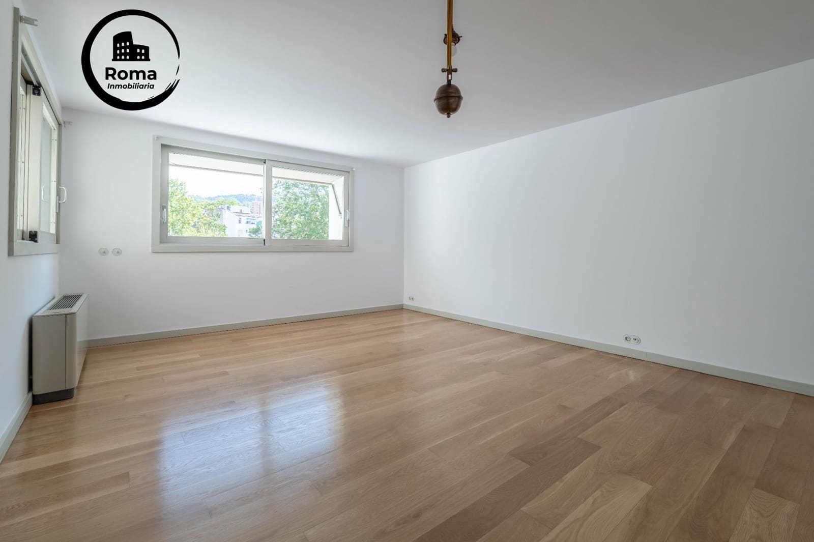 3 bedroom Flat for sale in Granada city - € 950,000 (Ref: 9808113)