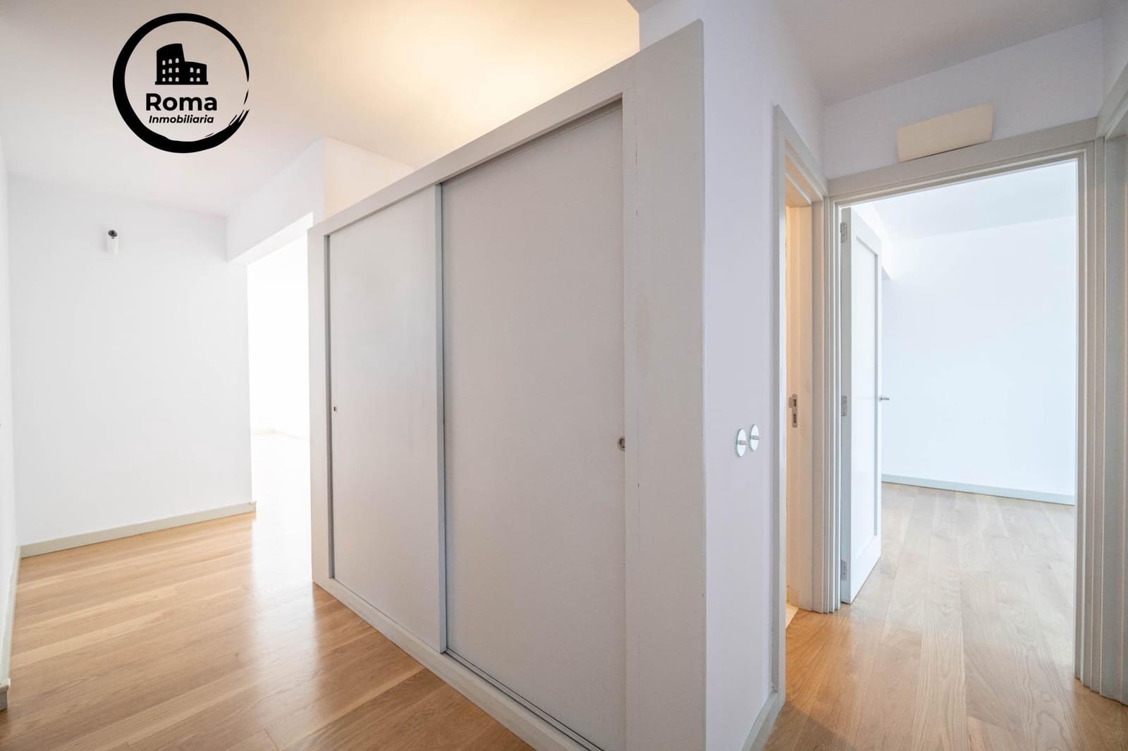 3 bedroom Flat for sale in Granada city - € 950,000 (Ref: 9808113)