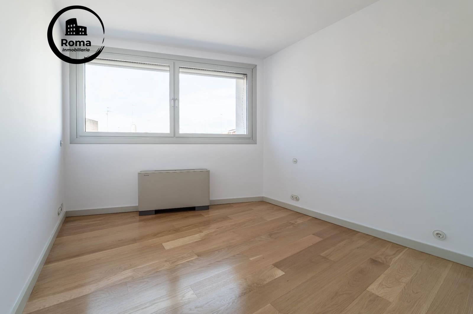 3 bedroom Flat for sale in Granada city - € 950,000 (Ref: 9808113)