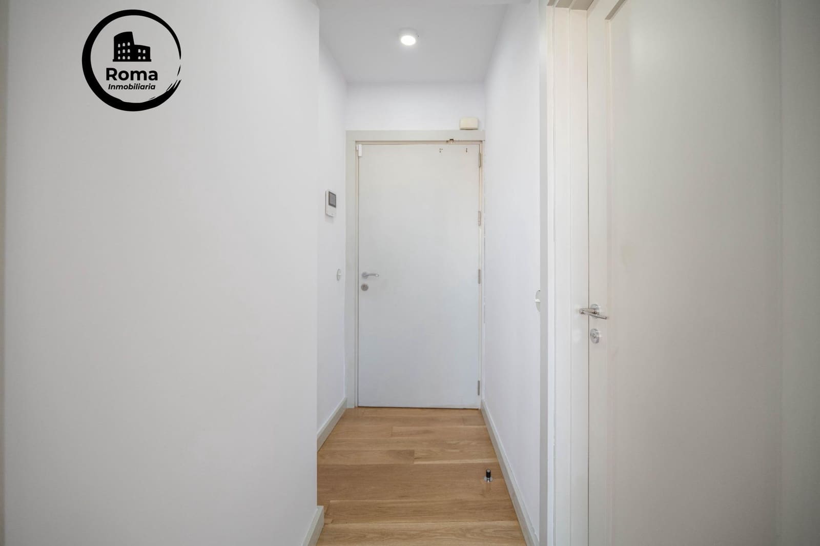 3 bedroom Flat for sale in Granada city - € 950,000 (Ref: 9808113)