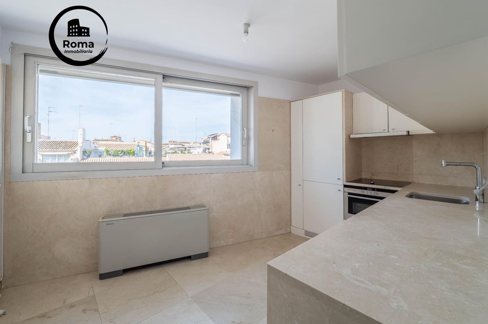 3 bedroom Flat for sale in Granada city - € 950,000 (Ref: 9808113)