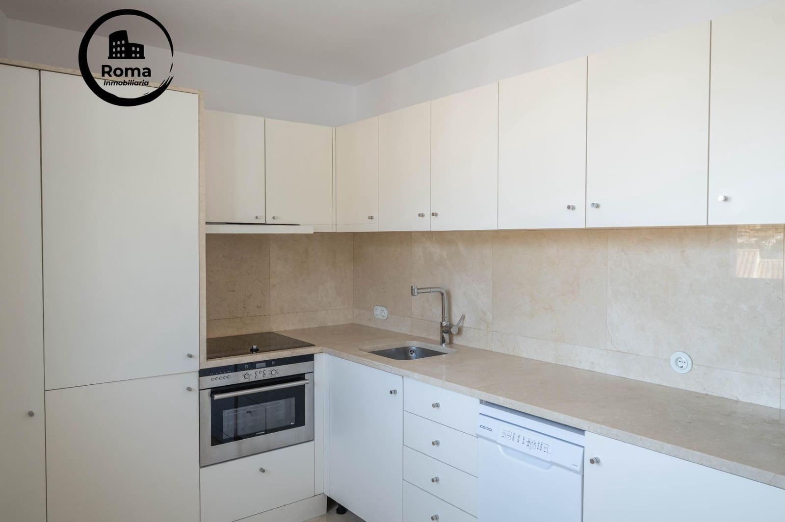 3 bedroom Flat for sale in Granada city - € 950,000 (Ref: 9808113)