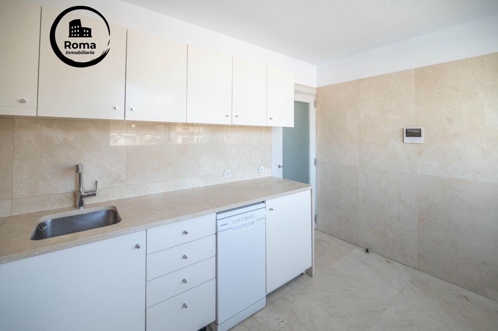 3 bedroom Flat for sale in Granada city - € 950,000 (Ref: 9808113)