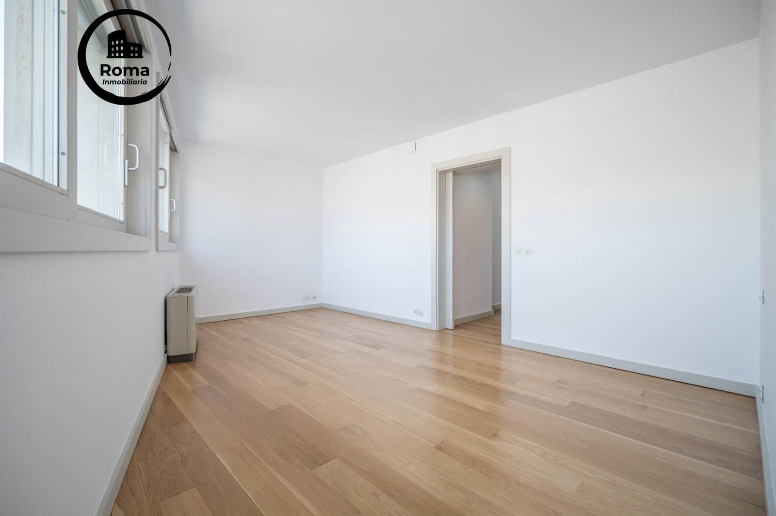 3 bedroom Flat for sale in Granada city - € 950,000 (Ref: 9808113)