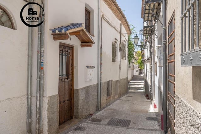 Casa de 4 habitaciones en Granada ciudad en venta - 670.000 € (Ref: 9808114)