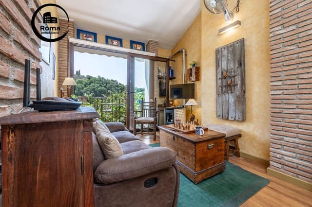 Casa de 4 habitaciones en Granada ciudad en venta - 670.000 € (Ref: 9808114)