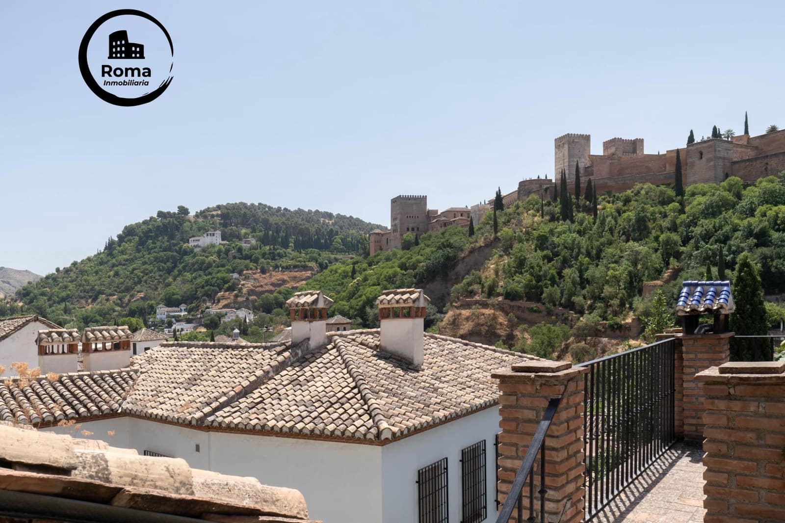 Casa de 4 habitaciones en Granada ciudad en venta - 670.000 € (Ref: 9808114)