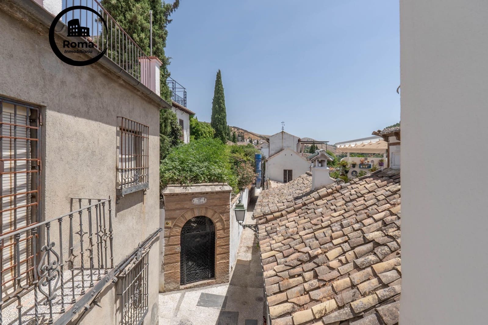 Casa de 4 habitaciones en Granada ciudad en venta - 670.000 € (Ref: 9808114)