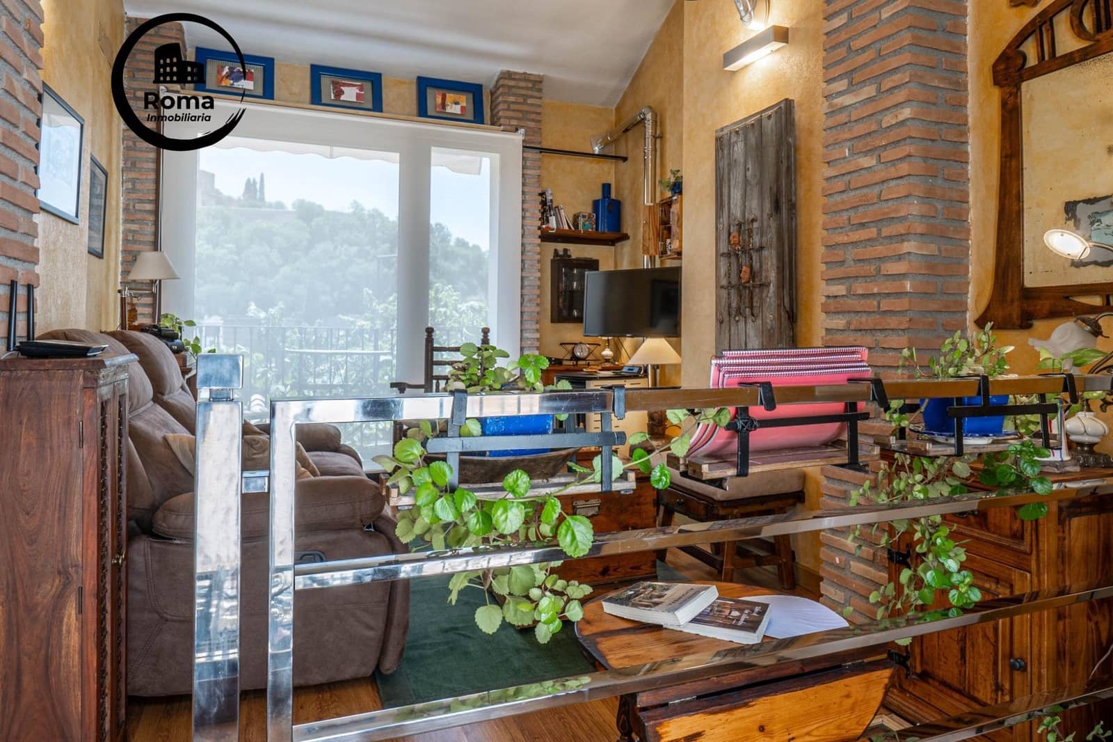 Casa de 4 habitaciones en Granada ciudad en venta - 670.000 € (Ref: 9808114)