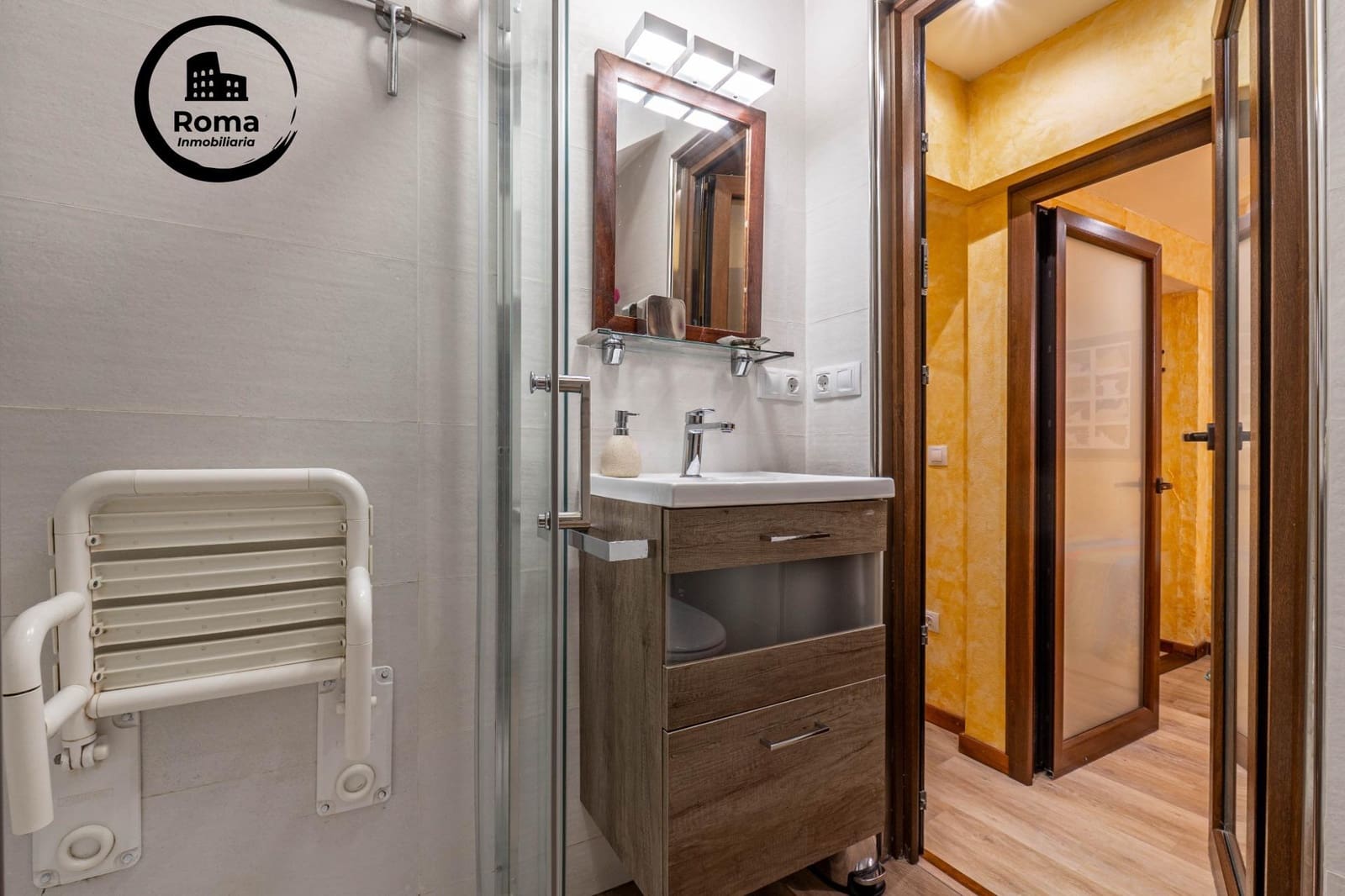 Casa de 4 habitaciones en Granada ciudad en venta - 670.000 € (Ref: 9808114)