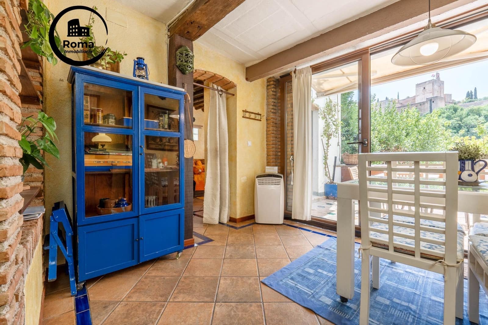 Casa de 4 habitaciones en Granada ciudad en venta - 670.000 € (Ref: 9808114)