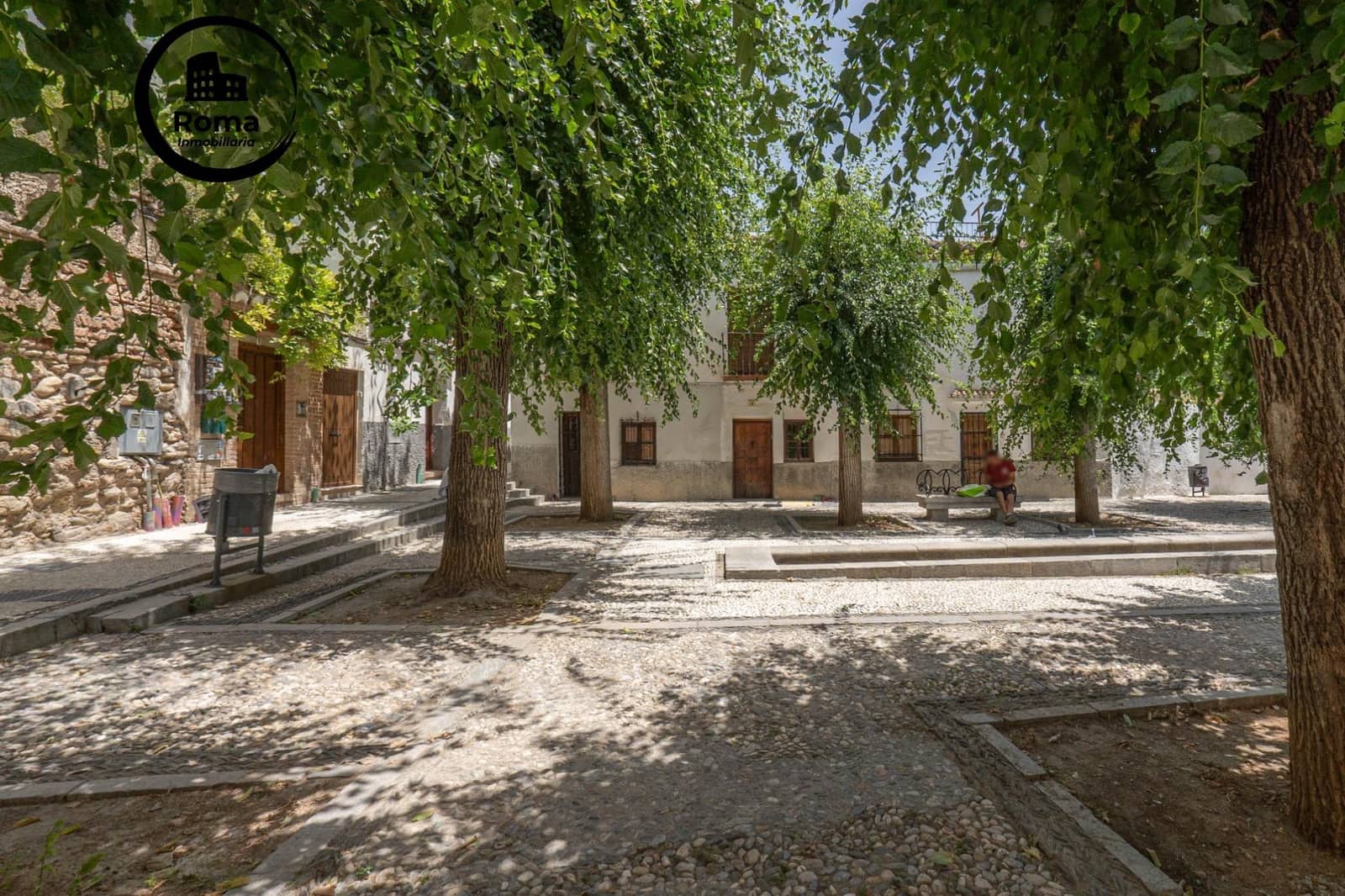 Casa de 4 habitaciones en Granada ciudad en venta - 670.000 € (Ref: 9808114)