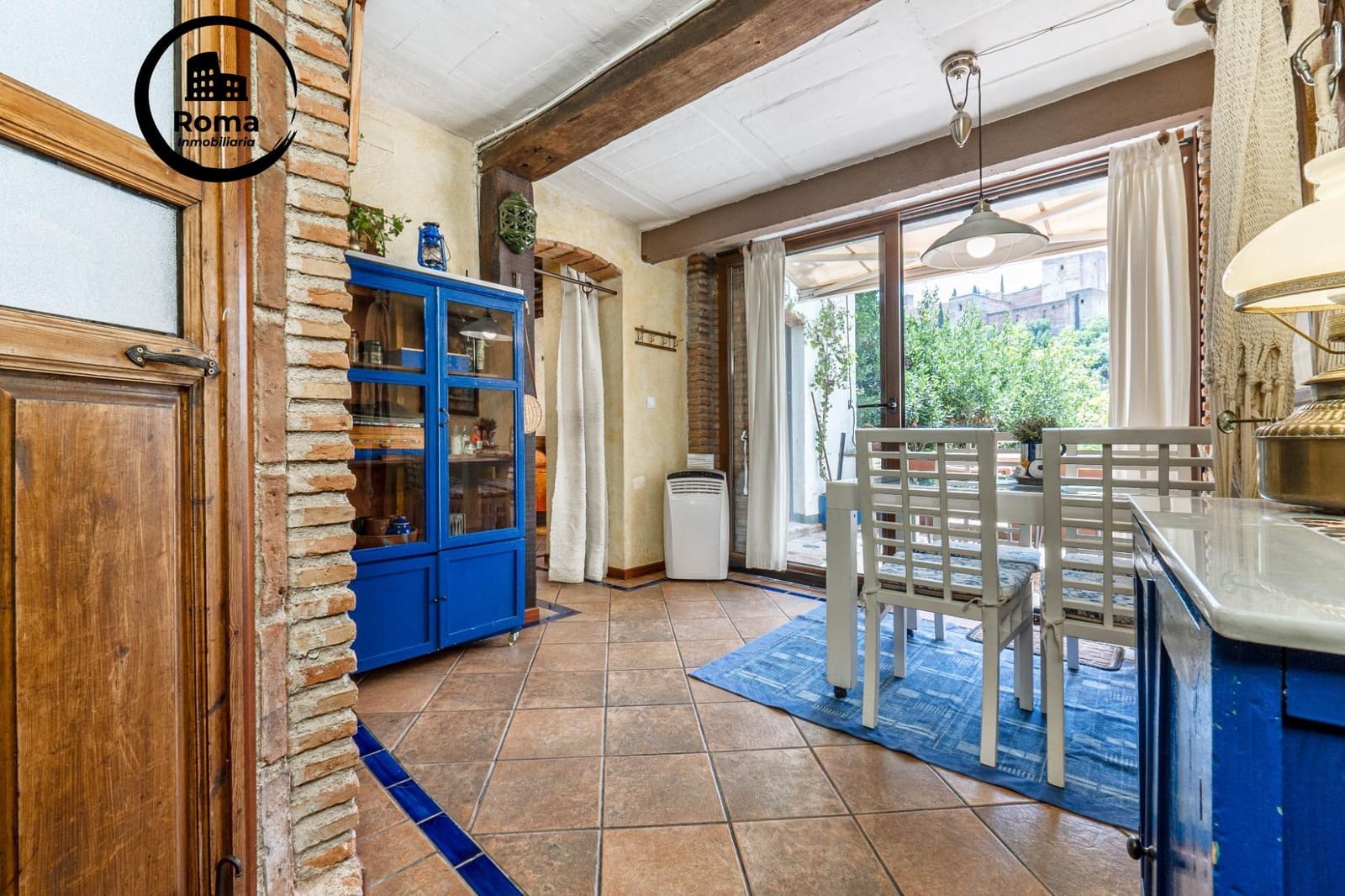 Casa de 4 habitaciones en Granada ciudad en venta - 670.000 € (Ref: 9808114)