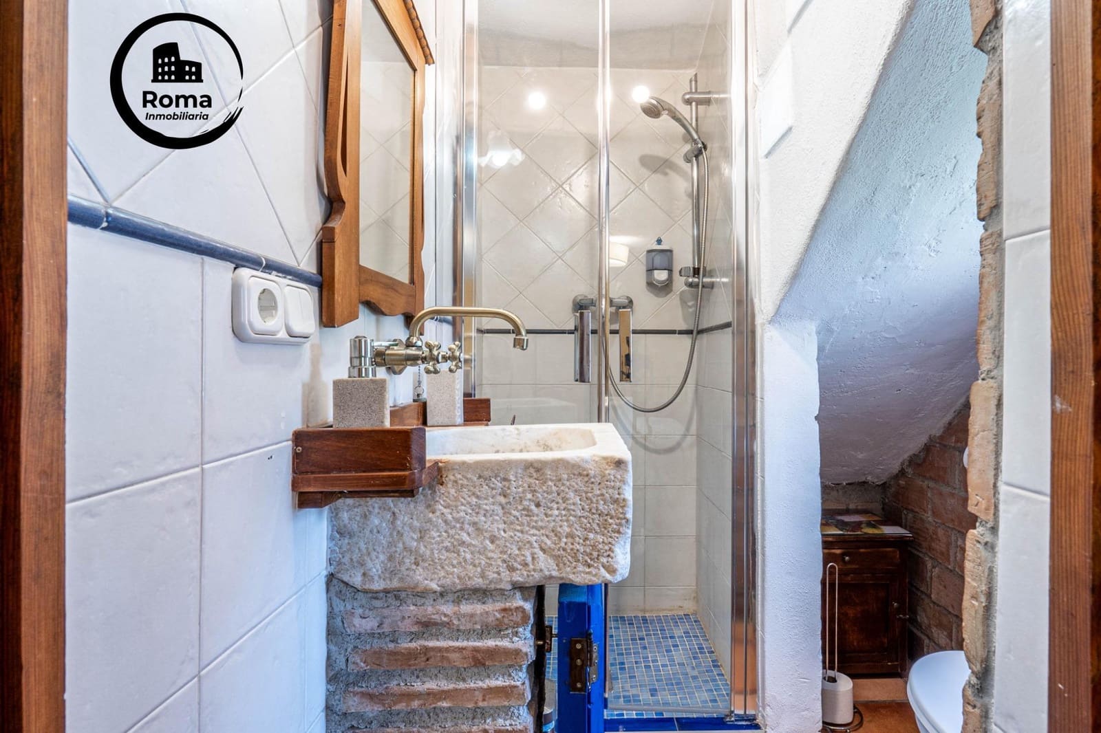 Casa de 4 habitaciones en Granada ciudad en venta - 670.000 € (Ref: 9808114)