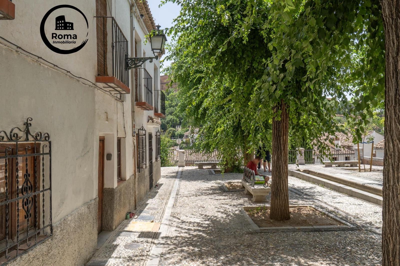 Casa de 4 habitaciones en Granada ciudad en venta - 670.000 € (Ref: 9808114)