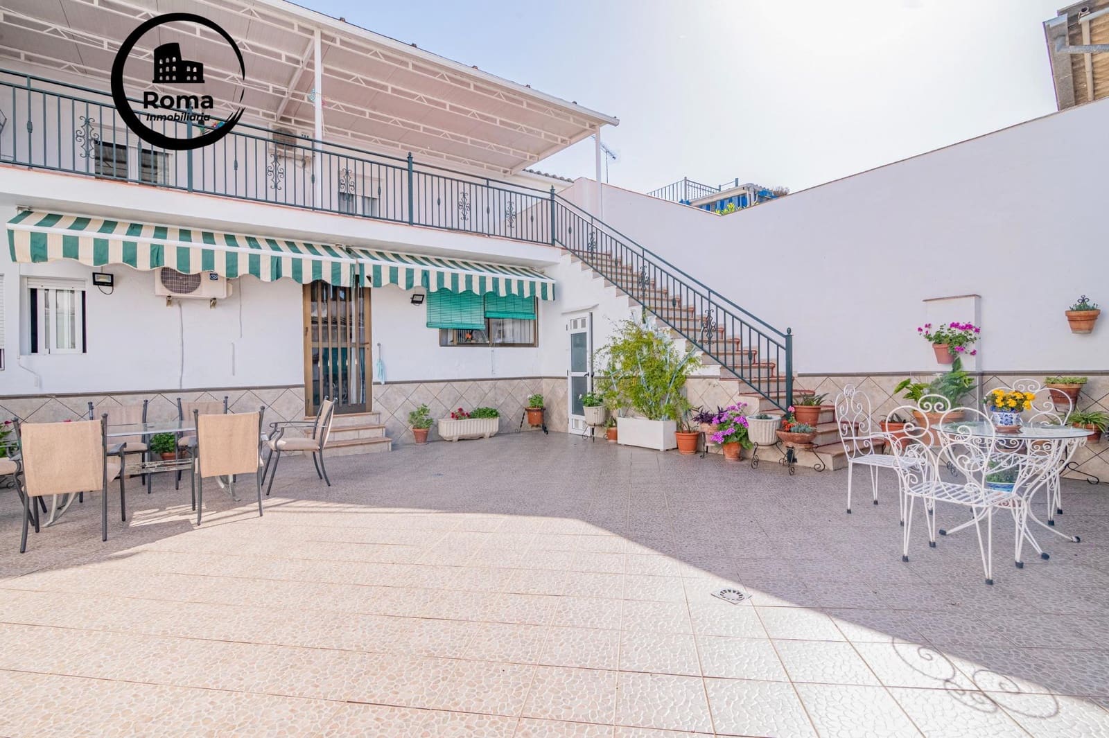 3 bedroom Terraced Villa for sale in Atarfe - € 225,000 (Ref: 9812260)