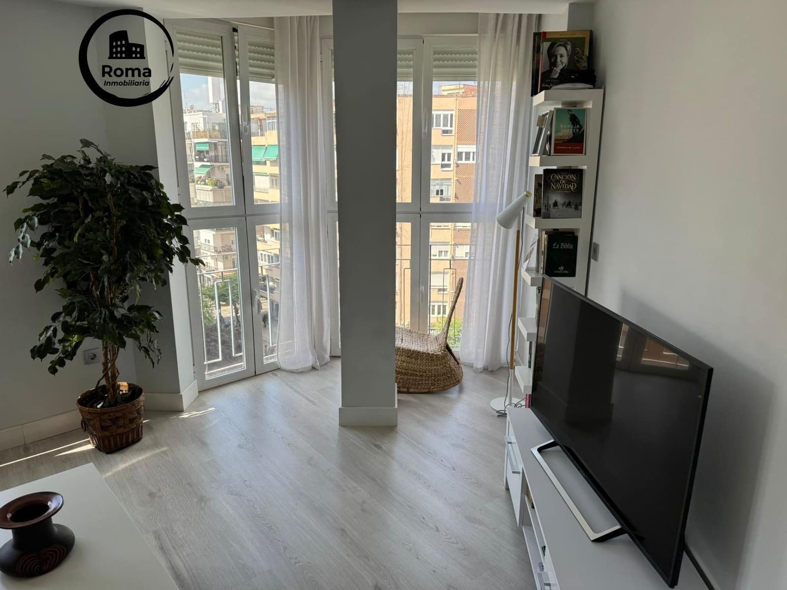 3 sypialnia Mieszkanie do wynajęcia w Miasto Grenada - 1 100 € (Ref: 9812261)