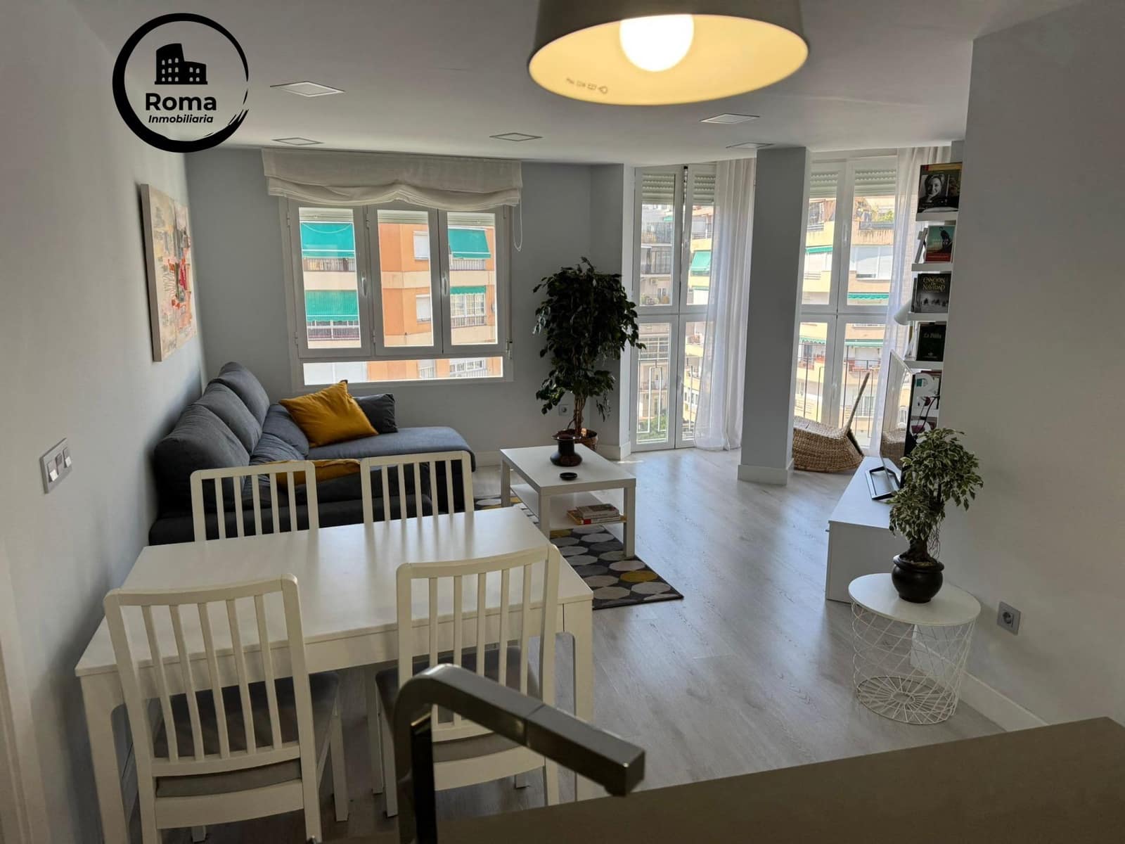 3 sypialnia Mieszkanie do wynajęcia w Miasto Grenada - 1 100 € (Ref: 9812261)