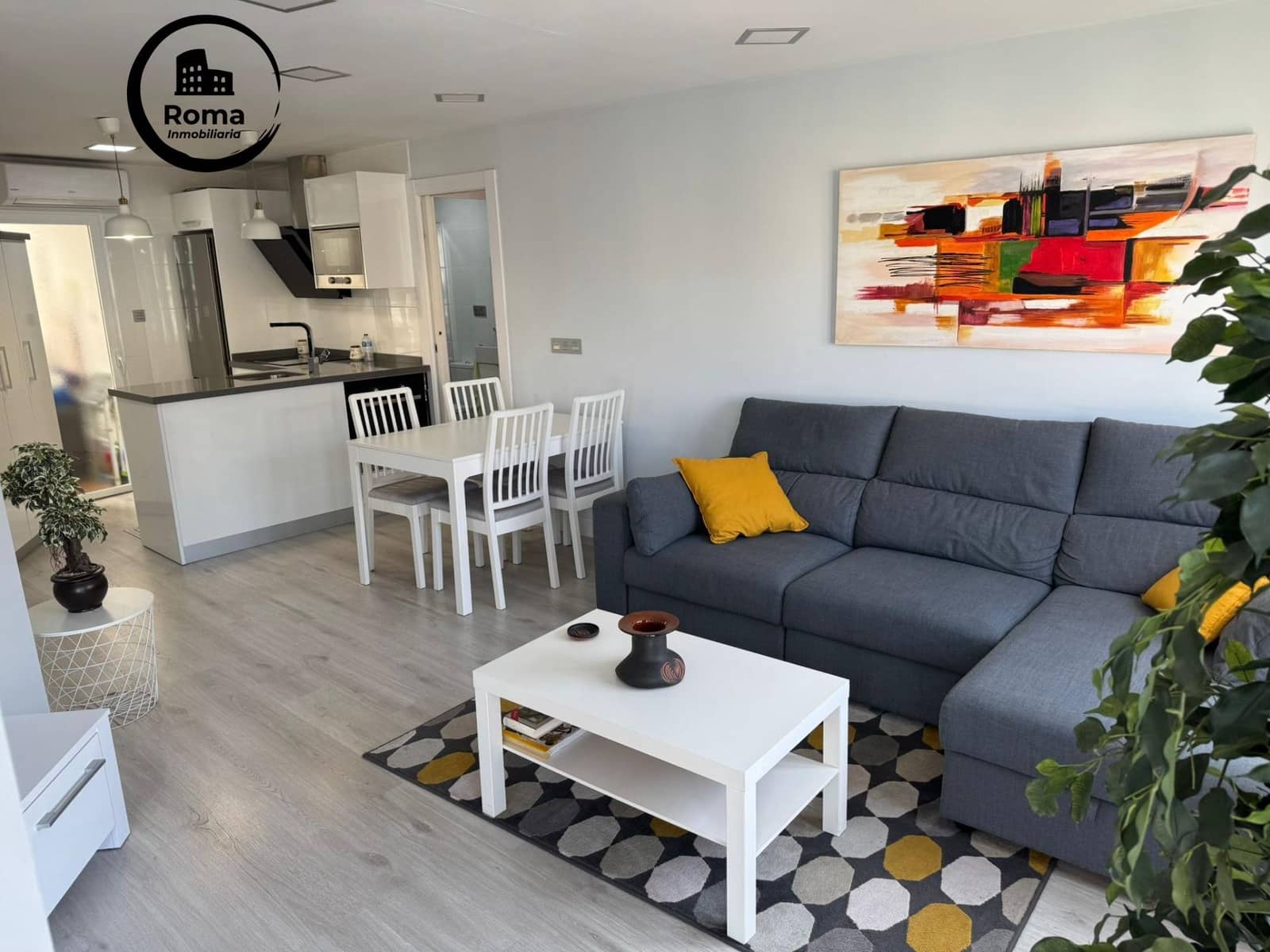 3 sypialnia Mieszkanie do wynajęcia w Miasto Grenada - 1 100 € (Ref: 9812261)