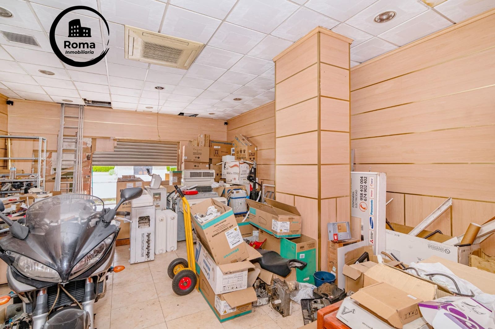 Commerciale in vendita in Granada citta - 180.000 € (Rif: 9815969)