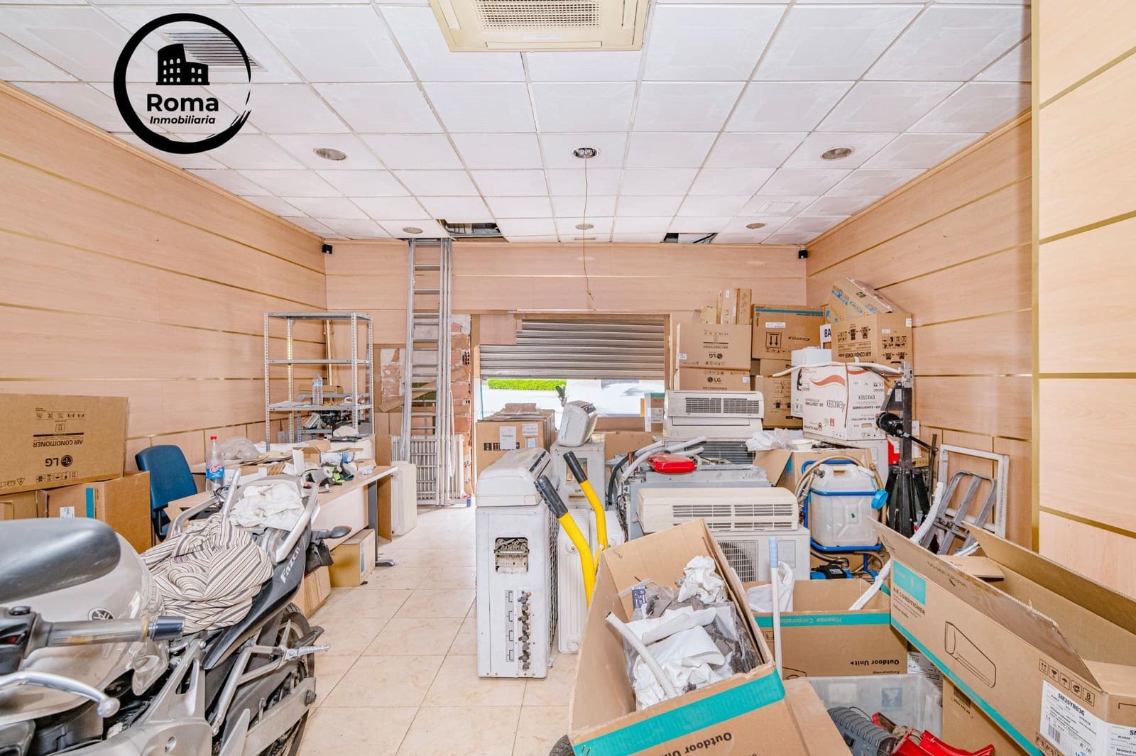 Commerciale in vendita in Granada citta - 180.000 € (Rif: 9815969)