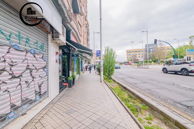 Commerciale in vendita in Granada città - 180.000 € (Rif: 9815969)