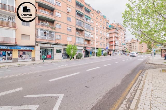 Commerciale in vendita in Granada città - 180.000 € (Rif: 9815969)