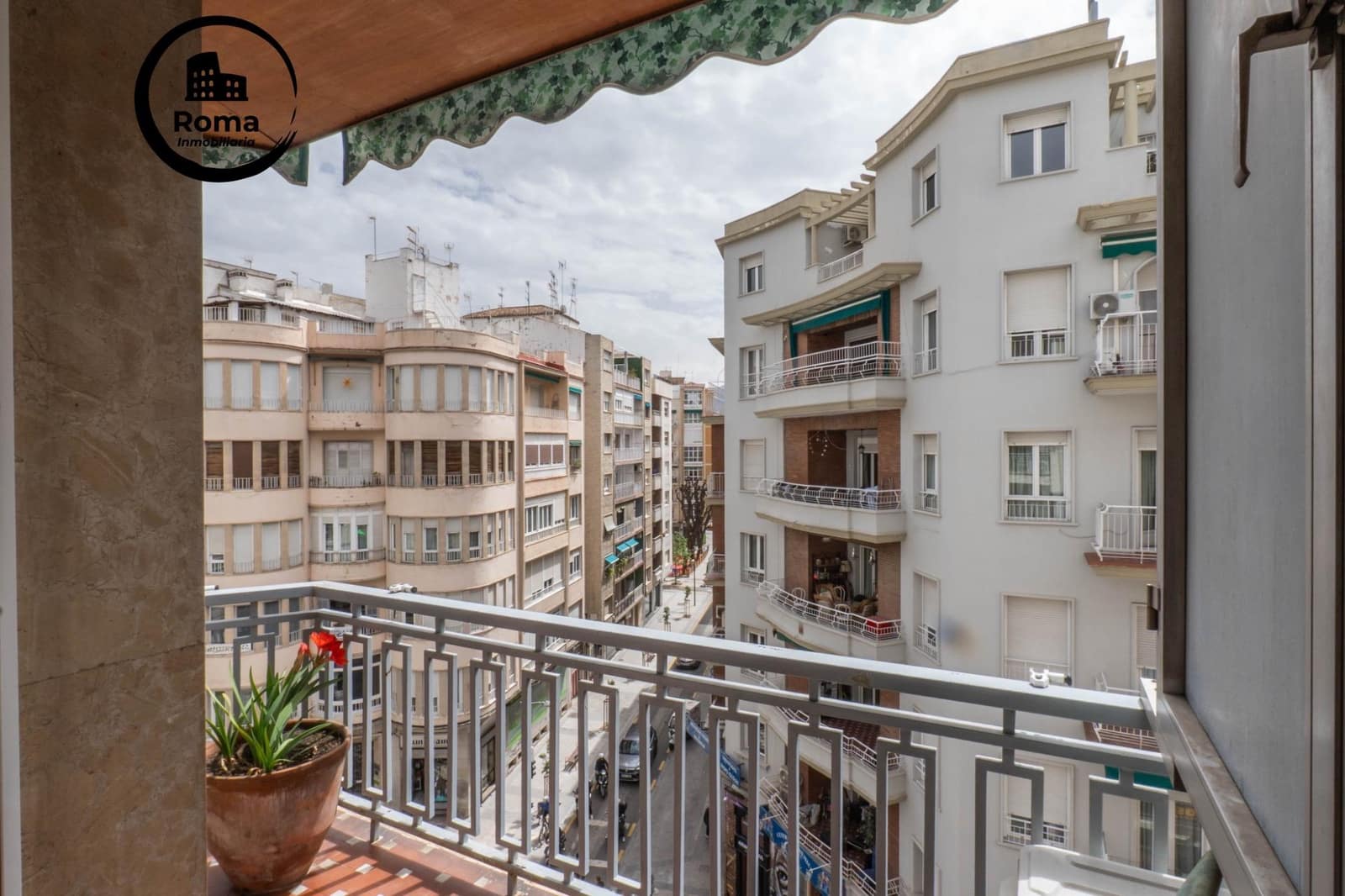 5 soveværelse Lejlighed til salg i Granada by - € 620.000 (Ref: 9815983)