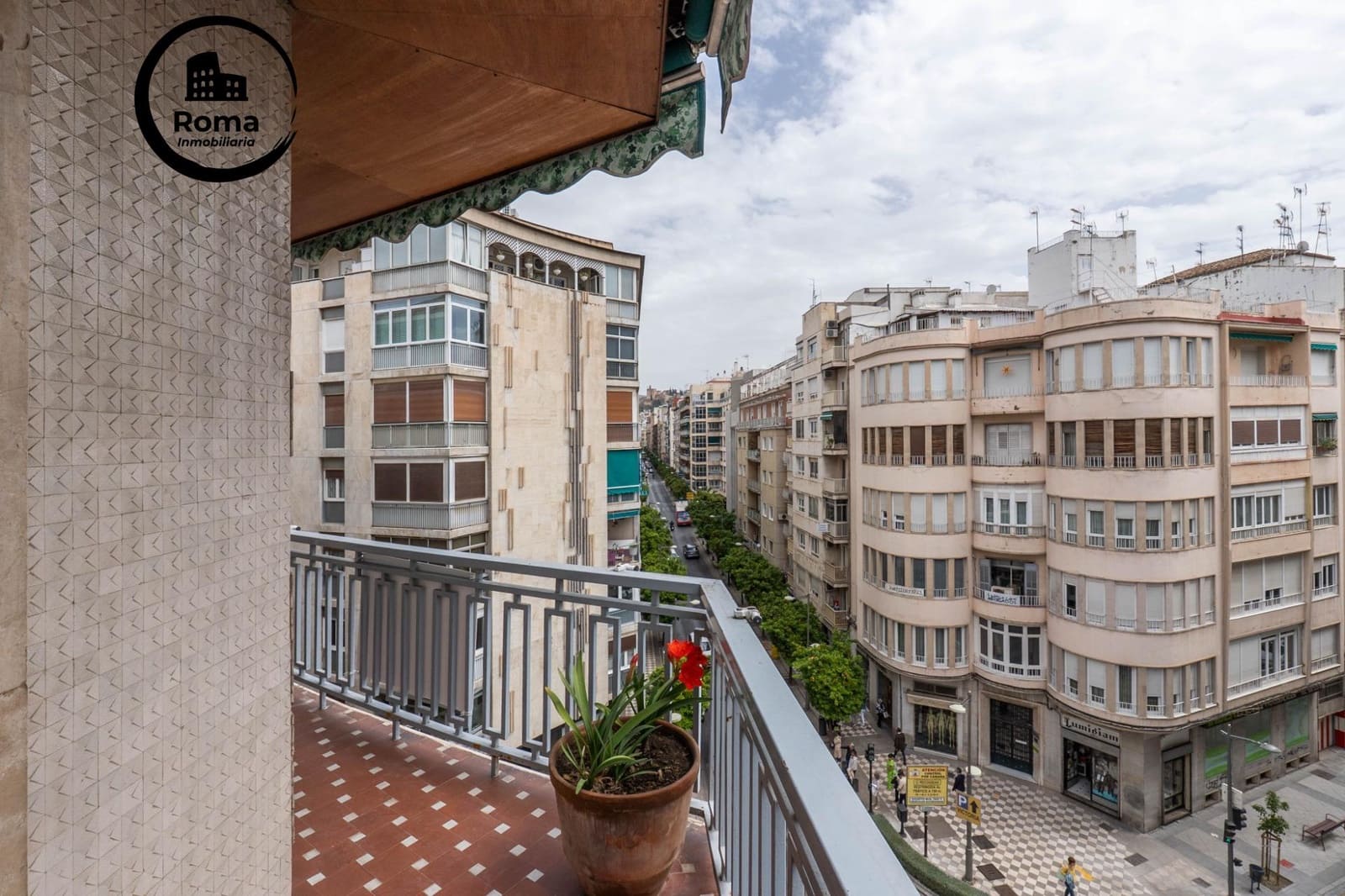 5 soveværelse Lejlighed til salg i Granada by - € 620.000 (Ref: 9815983)