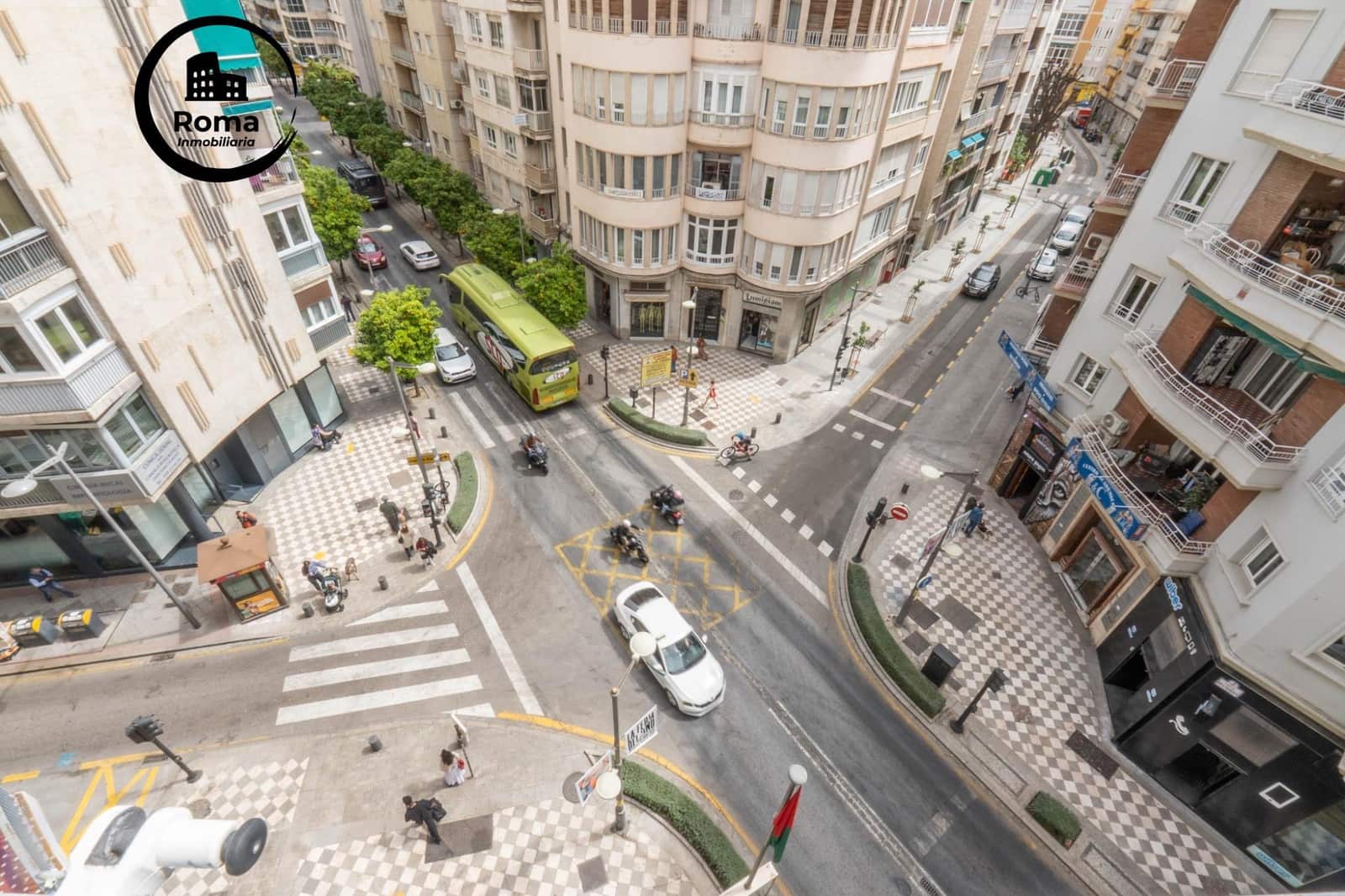 5 soveværelse Lejlighed til salg i Granada by - € 620.000 (Ref: 9815983)